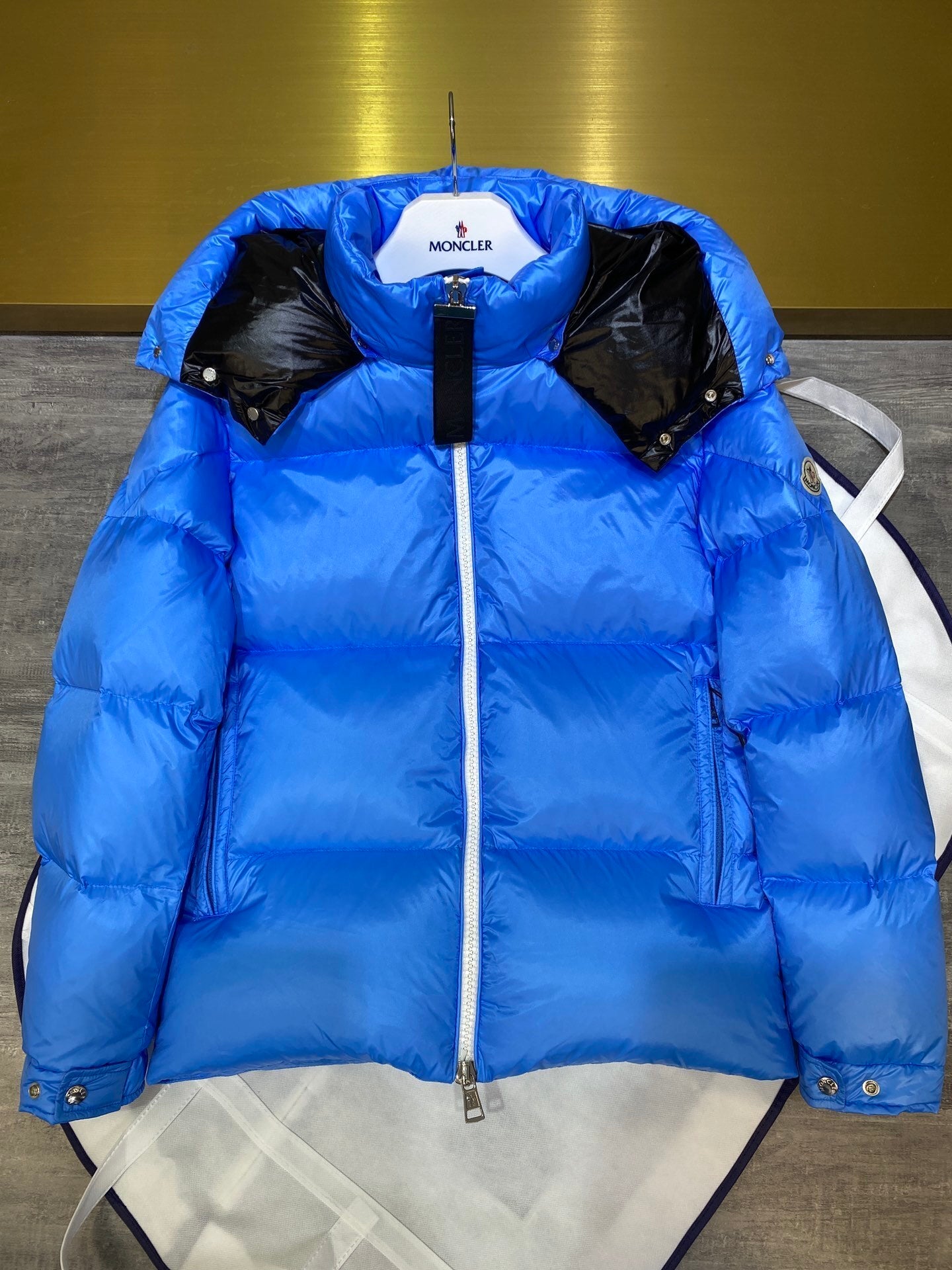 Glacier Pulse Down Jacket – Electric Blue